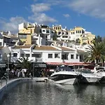 Spacious Apartment In Marbella, Pool