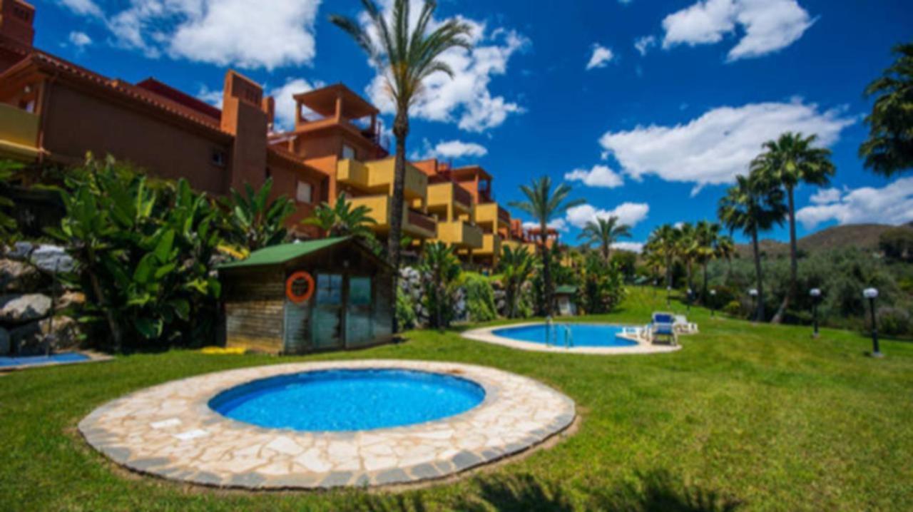 Spacious In Marbella, Pool *