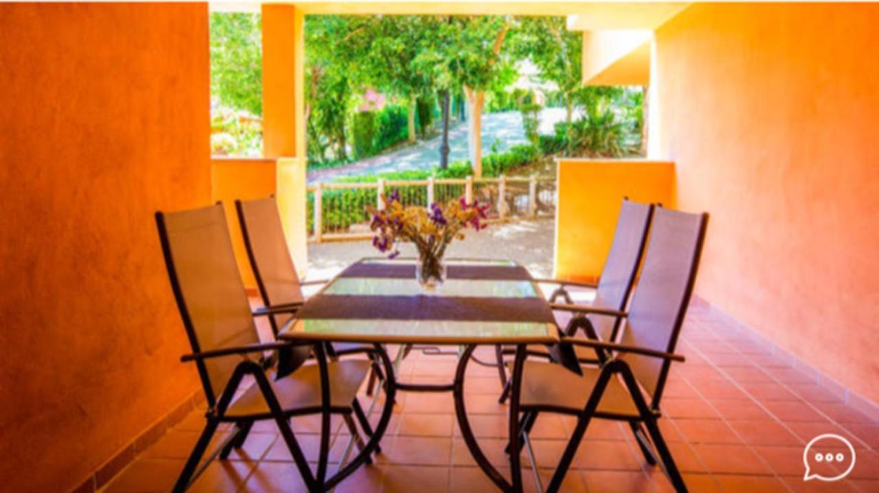 Spacious In Marbella, Pool Apartemen