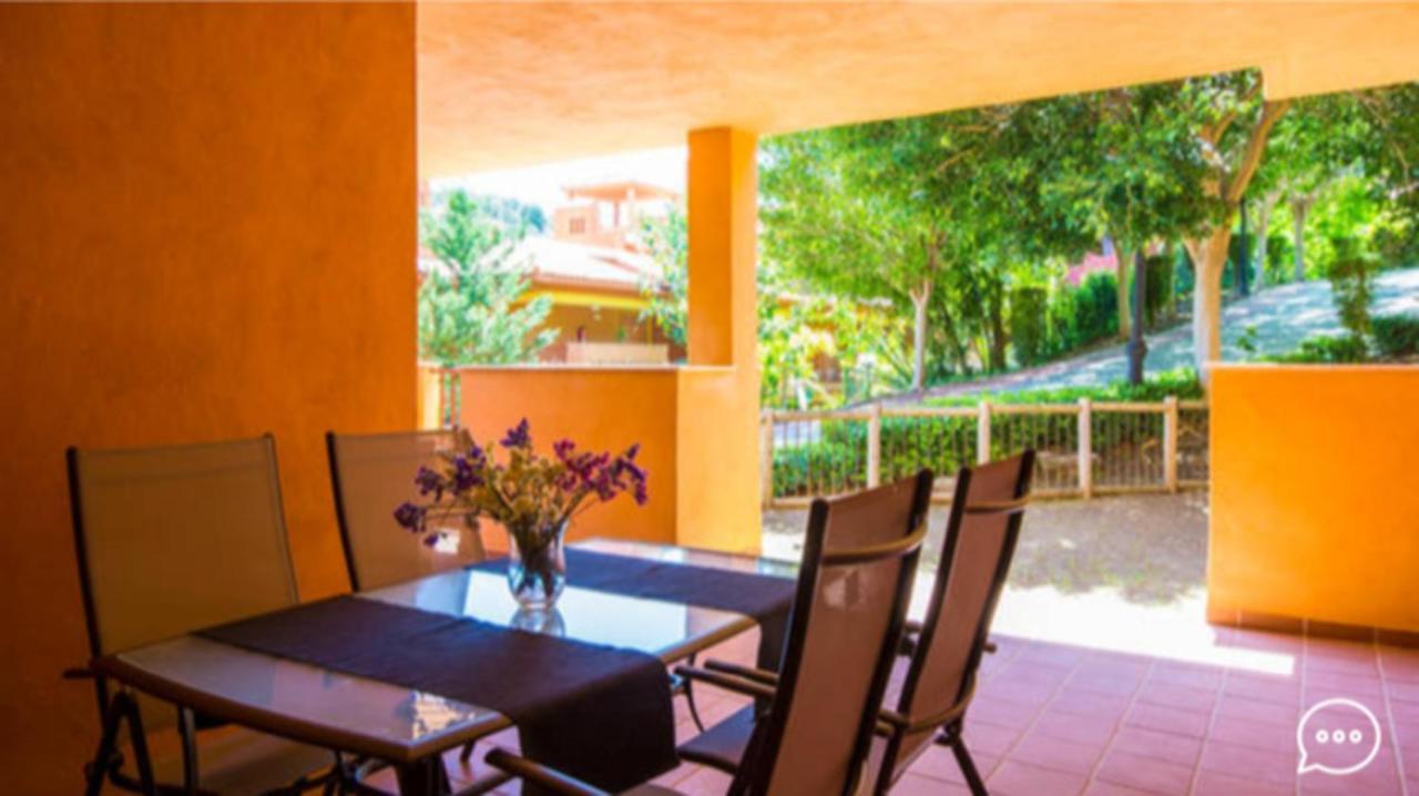 Apartemen Spacious In Marbella, Pool Marbella