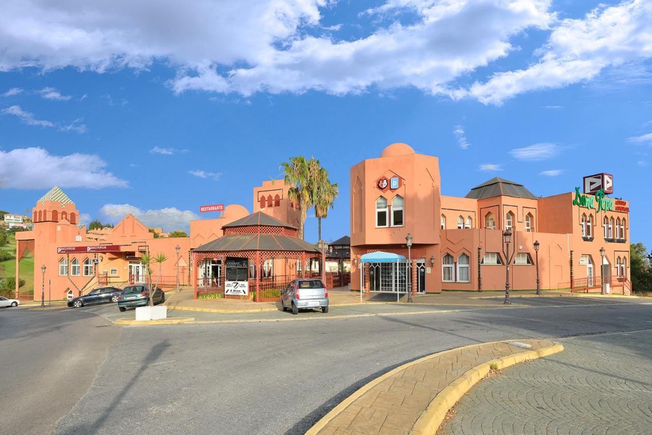 Spacious In Marbella, Pool *